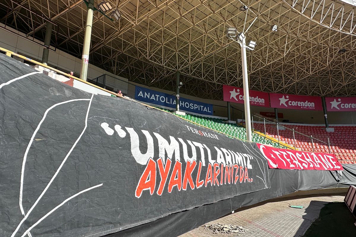 Ianis, fotbal printre soldați » 5 detalii remarcate de GSP la primul meci oficial al lui Hagi în 2026