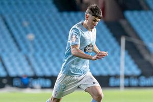 Transfer-proiect la Dinamo » Antrenorul confirmă: „Înțeleg că se va finaliza în următoarele ore”