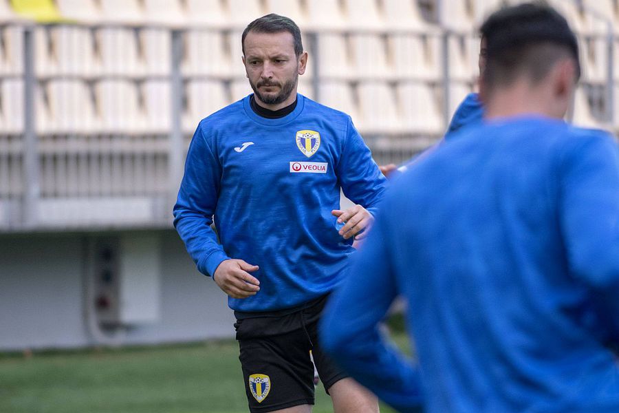 Dorinel reface din temelii » „Stelu”, dat afară cu forța: „Nu am reușit pe cale amiabilă”