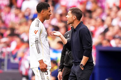 Cei doi care au provocat demiterea lui Xabi Alonso! Apar noi detalii explozive + Reacția antrenorului la despărțire susține varianta