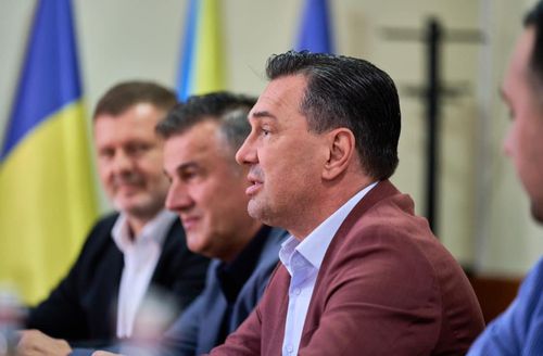 Primarul din România a fost condamnat la 4 ani de închisoare pentru plăți ilegale către echipa de fotbal! Nu s-a predat, dar a fost prins de Poliție