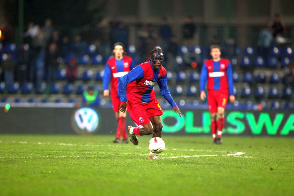 POLI IAȘI - CRAIOVA // Mircea Rednic despre noul transfer: „Habibou e în tribune. Semnează mâine!”