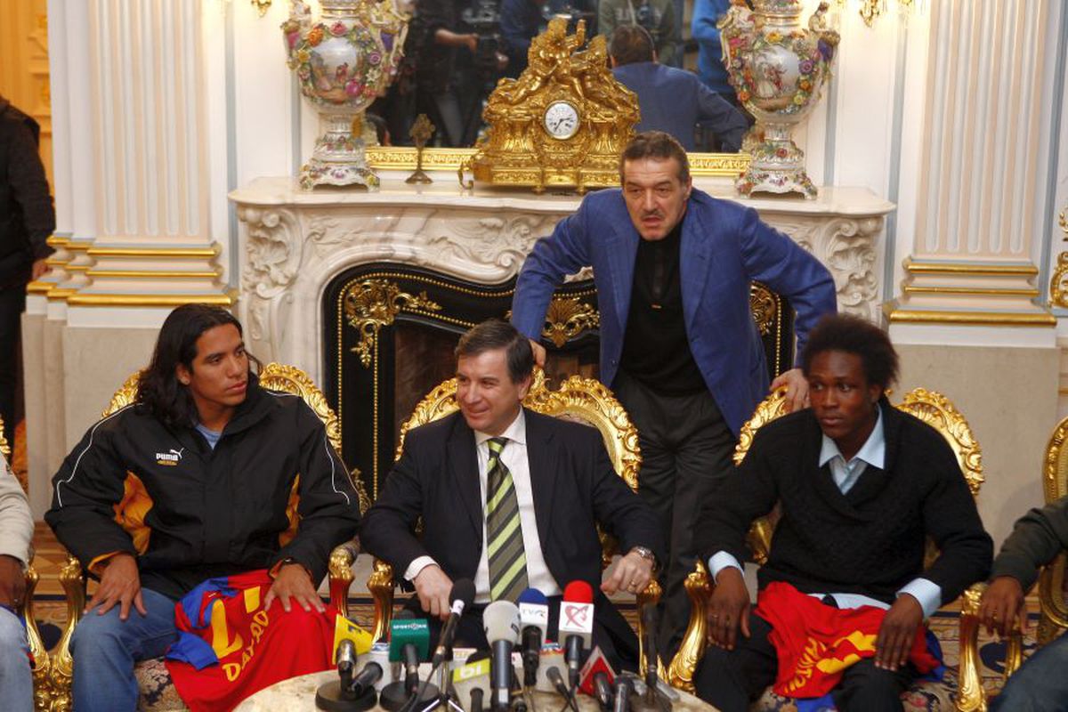 OFICIAL Habib Habibou a semnat cu Poli Iași! Detaliile contractului + atacantul a apărut la prezentare ca Bob Marley