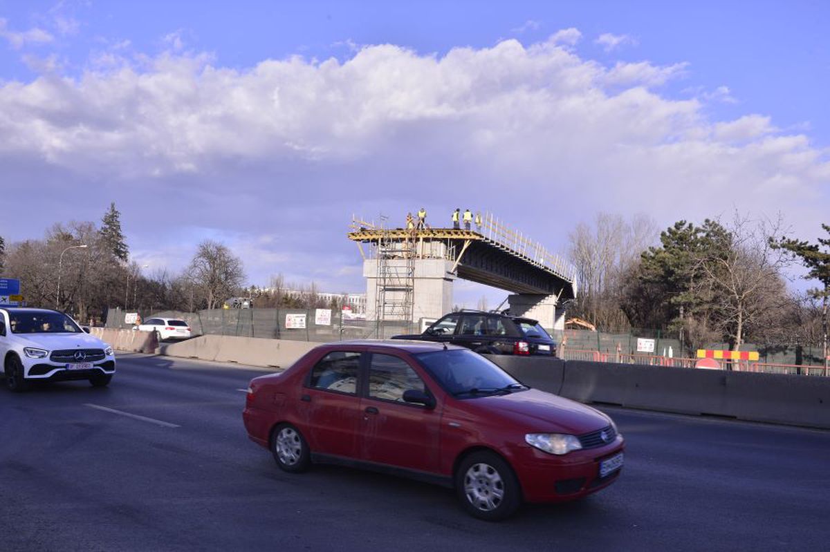 Tren Otopeni - Gara de Nord // FOTO: Cristi Preda