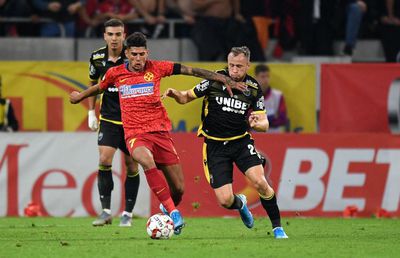 DINAMO - FCSB // Coșmarul lui Gigi: se repetă derby-ul în play-out? Scenariul în care „câinilor” li s-ar putea alătura și FCSB