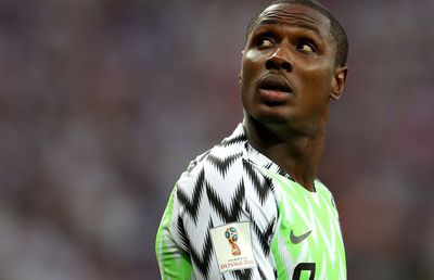 Situație dificilă pentru Odion Ighalo la Manchester United, din cauza coronavirusului » „Diavolii” l-au pus să se antreneze singur!