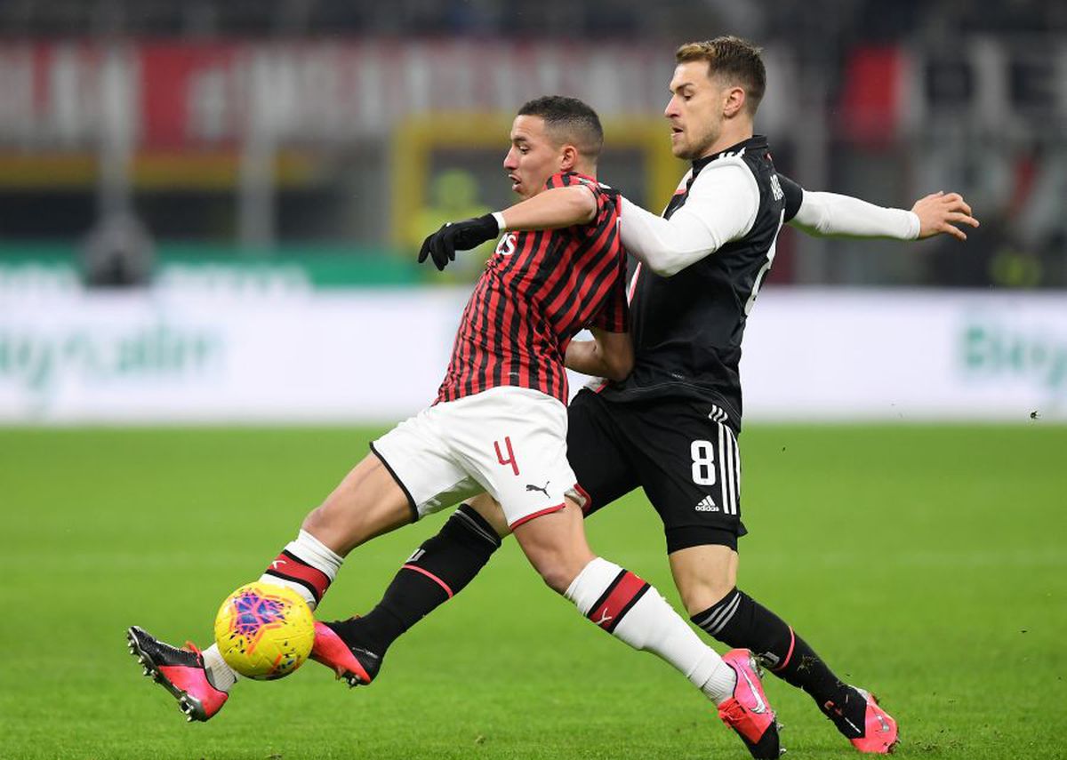 Scene șocante în Italia! Fotbalistul lui AC Milan amenințat cu pistolul la tâmplă în centrul orașului: „Ce se întâmplă?”