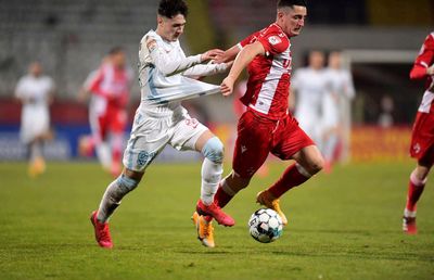 EXCLUSIV Revelația din Dinamo-FCSB are cel mai mic salariu din Liga 1, deși e cel mai SCUMP fotbalist din campionat!