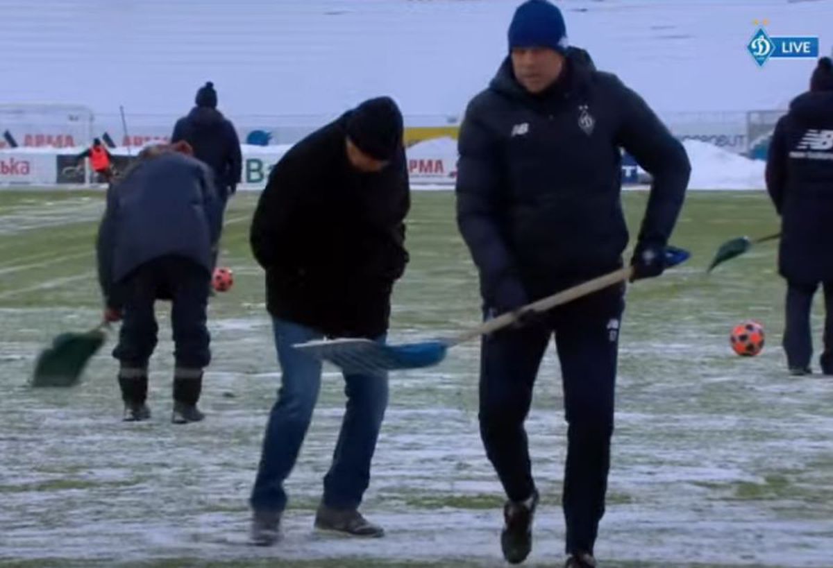 FOTO Mircea Lucescu a oferit imaginile zilei! A trecut la munca de jos, înaintea primului meci oficial din 2021