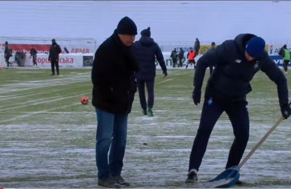FOTO Mircea Lucescu a oferit imaginile zilei! A trecut la munca de jos, înaintea primului meci oficial din 2021