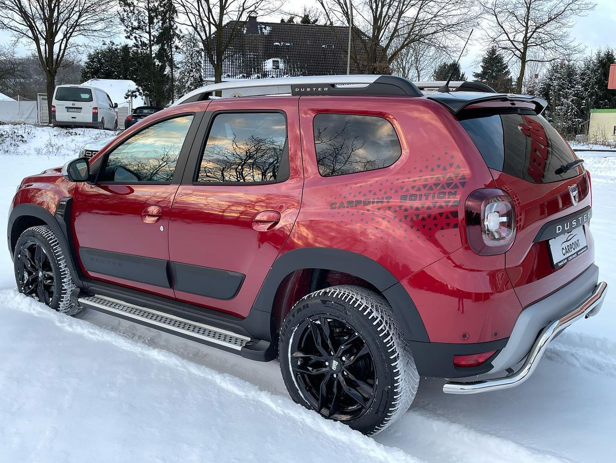 FOTO Dacia Duster și Dacia Logan modificate de nemți