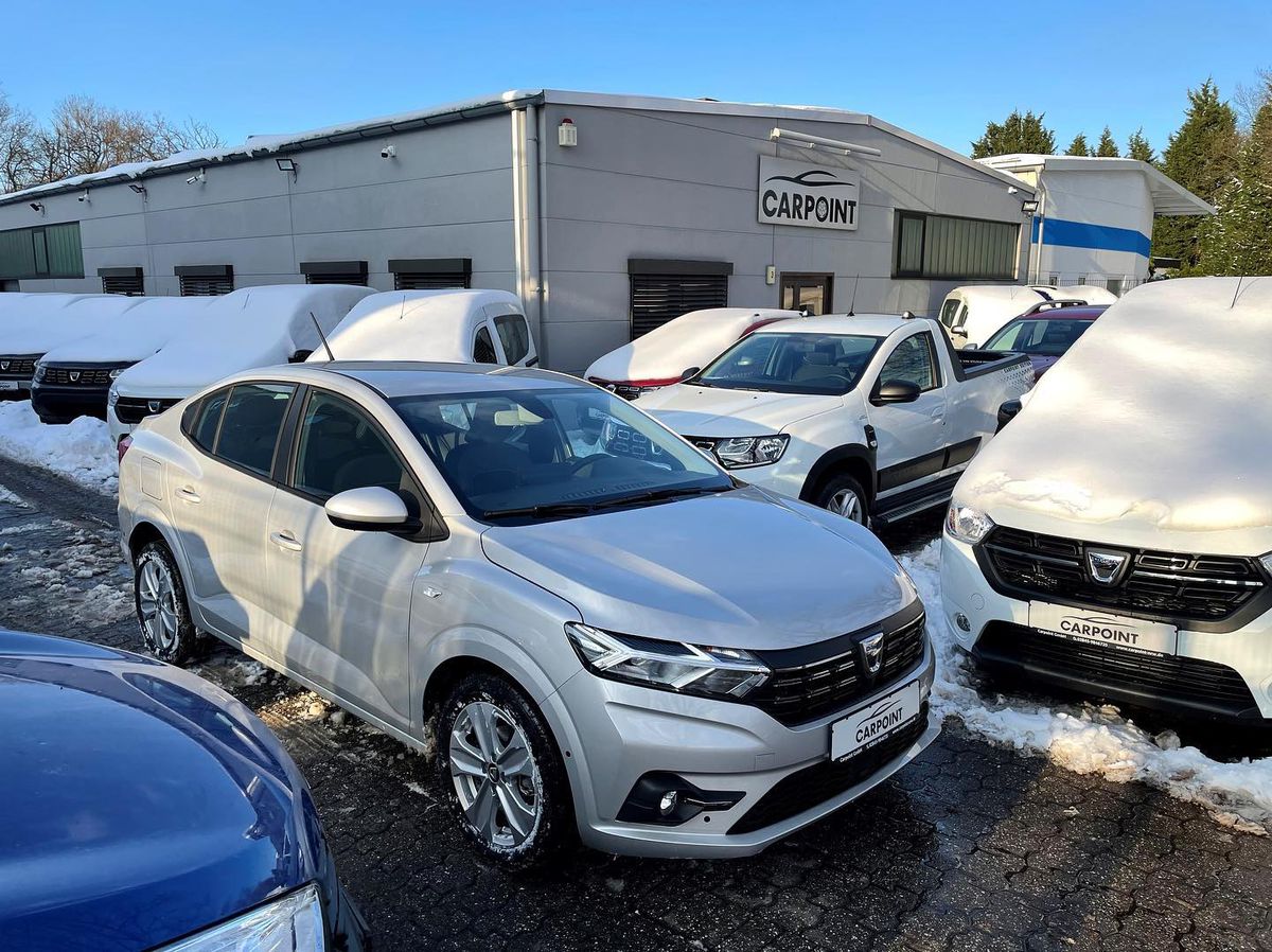 FOTO Cum au modificat nemții o Dacia Duster și o Dacia Logan: rezultatele sunt uimitoare