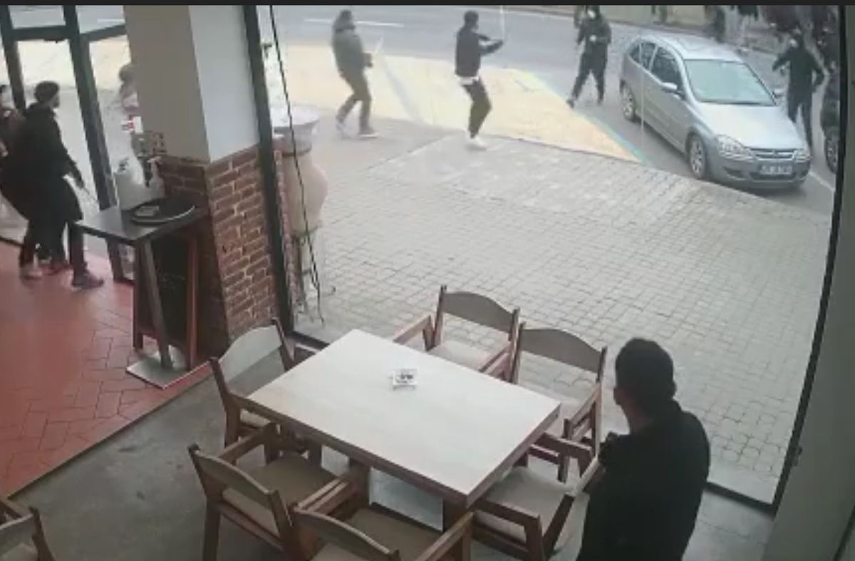 Bătaie în Arad între fanii lui Dinamo și cei de la UTA » Ce spun forțele de ordine