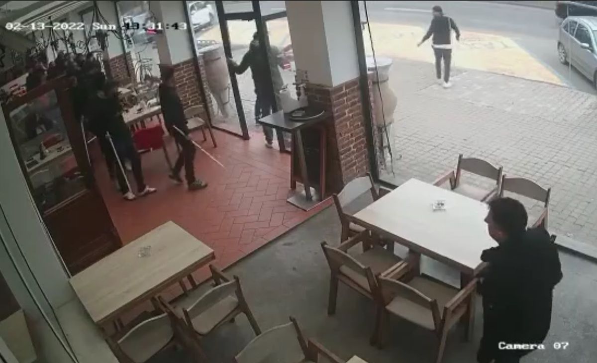 Bătaie în Arad între fanii lui Dinamo și cei de la UTA » Ce spun forțele de ordine