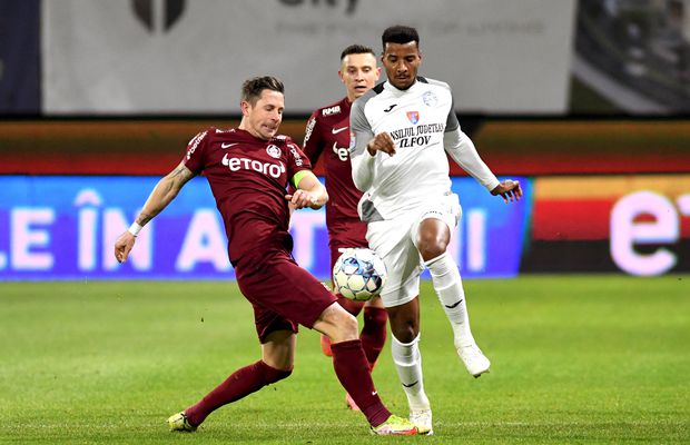 Petrolul profită de problemele clubului din Liga 1! Ce mutare forțează „lupii galbeni”