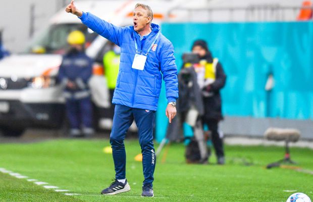 FCSB - Chindia 3-2. Emil Săndoi, după „brambureala” din repriza secundă: „Știți care e problema mea?”