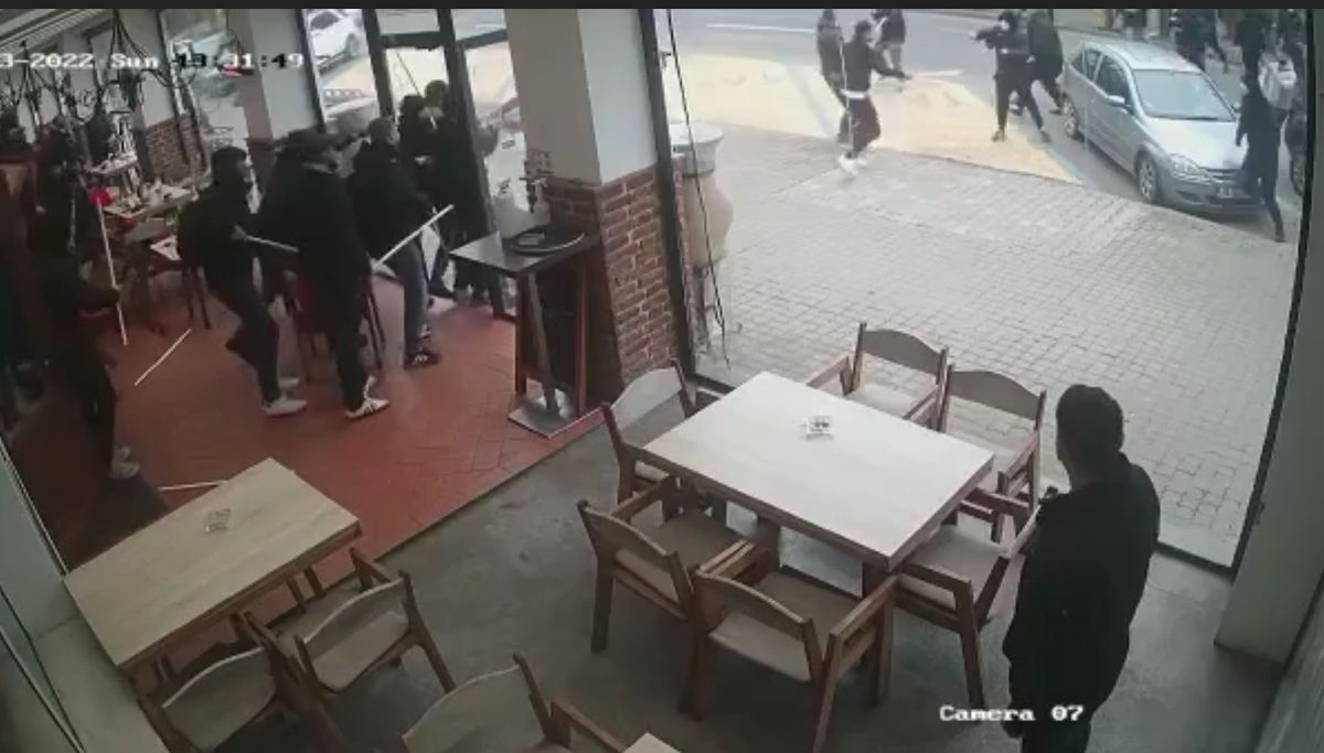 Bătaie în Arad între fanii lui Dinamo și cei de la UTA » Ce spun forțele de ordine