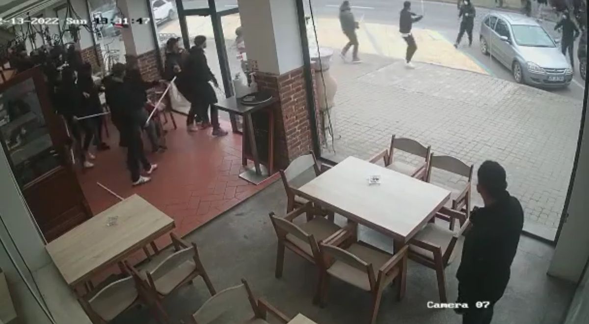 Bătaie în Arad între fanii lui Dinamo și cei de la UTA » Ce spun forțele de ordine