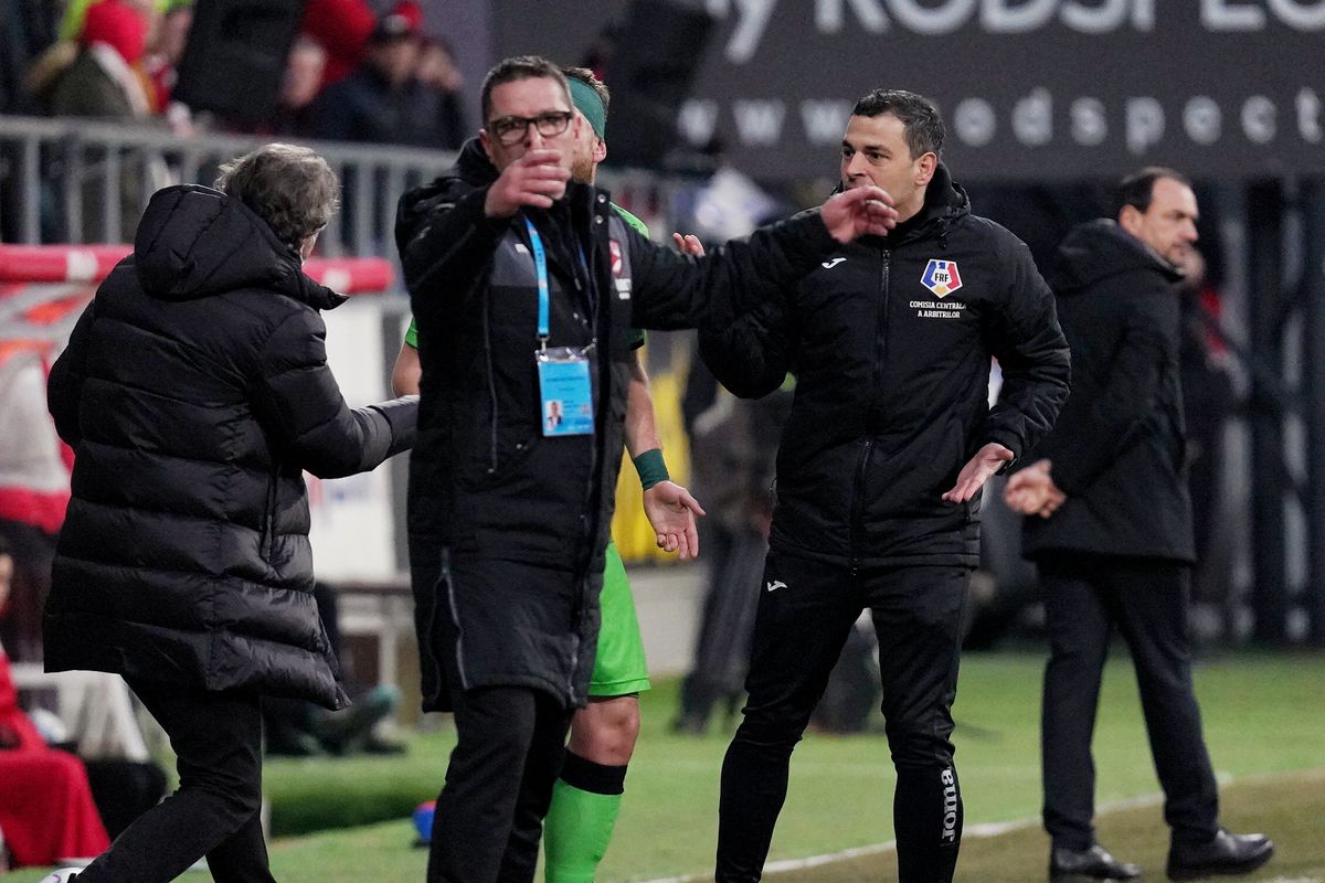 UTA - Dinamo 0-0 » În 9 oameni pe final, „câinii” obțin eroic primul punct în deplasare în acest sezon