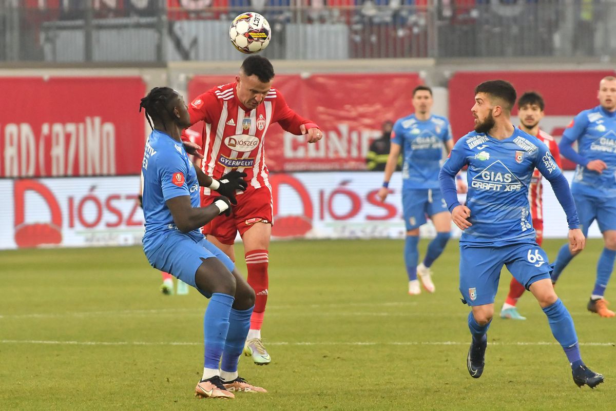 Show între Sepsi și Chindia » Meci cu ocazii mari, gafe și o revenire de la 0-2