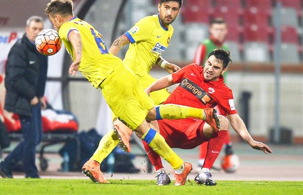 „La 10:00 mi-am rupt mâna, la prânz Dinamo m-a pus să reziliez. Am semnat cu mâna aia ruptă” » Moment șocant dezvăluit la GSP Live