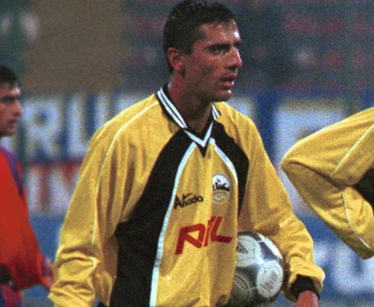 Remus Gâlmencea, în tricoul Ceahlăului / Sursă foto: Arhivă Gazeta Sporturilor