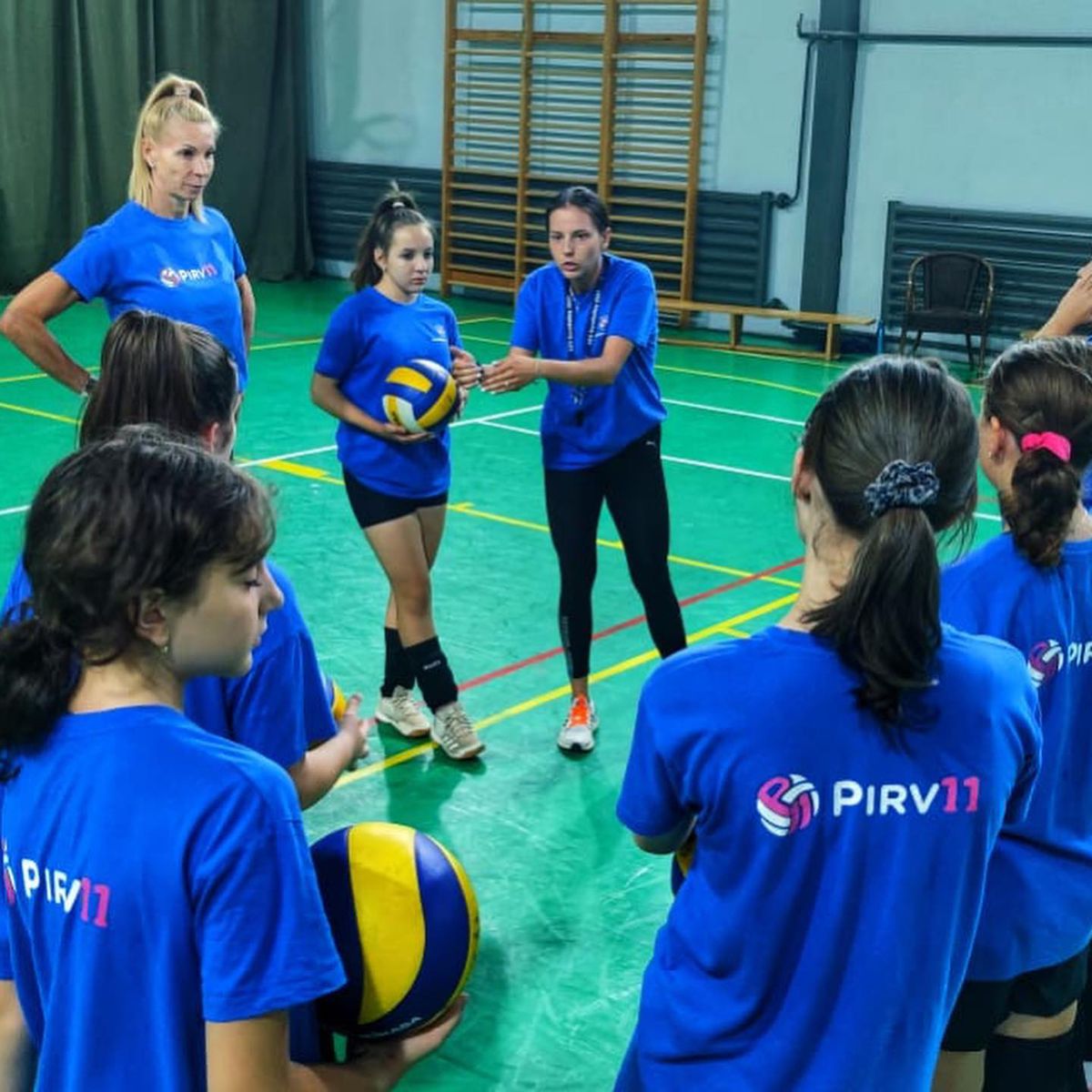 Cristina Pîrv, campioană a României la volei, interviu tulburător pentru GSP: „Când ai probleme, vorbește cu Dumnezeu ca și cum ai vorbi cu un prieten!”. Poveste șocantă: „Am fost atacată de doi drogați cu pistoale!”