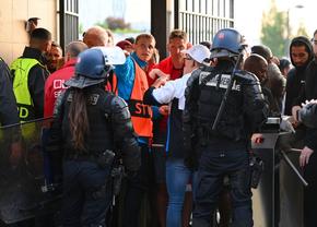 UEFA e vinovată! Raportul despre incidentele de la finala UCL 2022 a fost „scăpat” pe internet: „Fanii lui Liverpool au evitat o catastrofă”