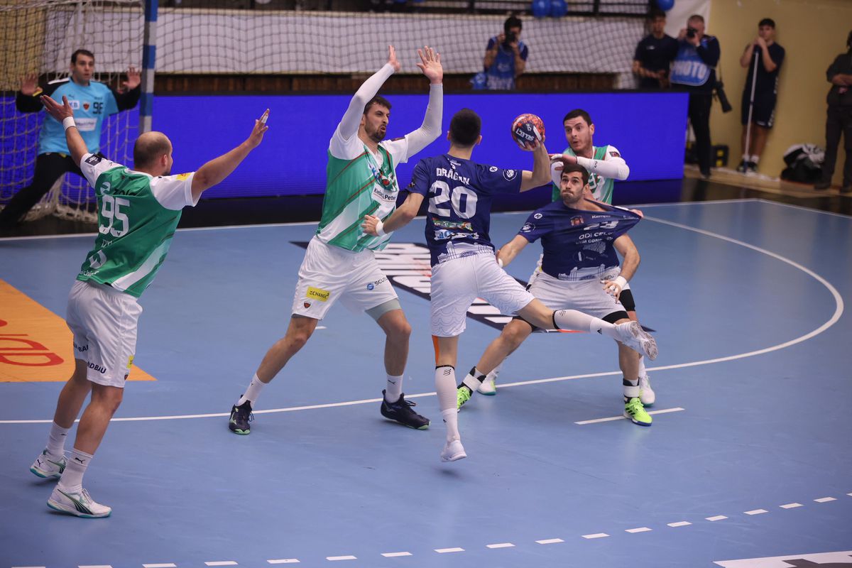 Cele mai spectaculoase imagini din CSM Constanța - Fuchse Berlin / FOTO: Facebook @csmconstantahandbal