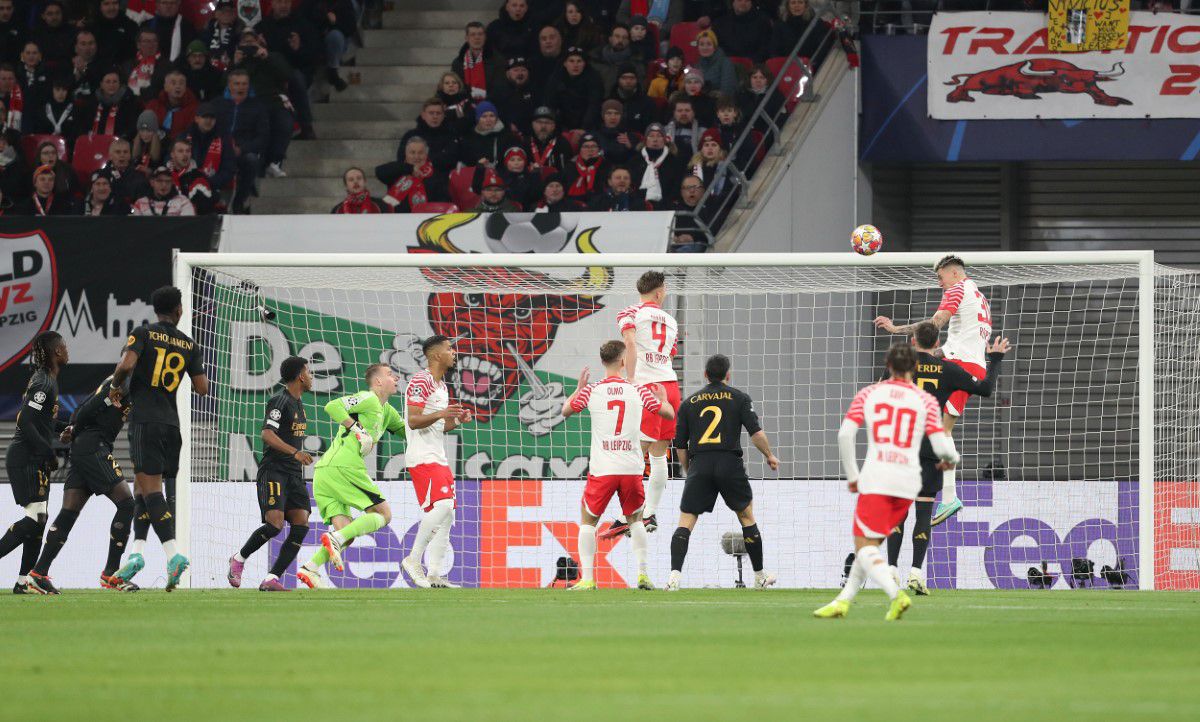 De ce a fost anulat golul marcat de RB Leipzig în poarta Realului » Specialiștii se contrazic: reacție acidă a lui Mateu Lahoz