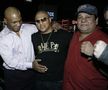 Mike Tyson (stânga), alături de Roberto Duran (dreapta). Foto: Imago