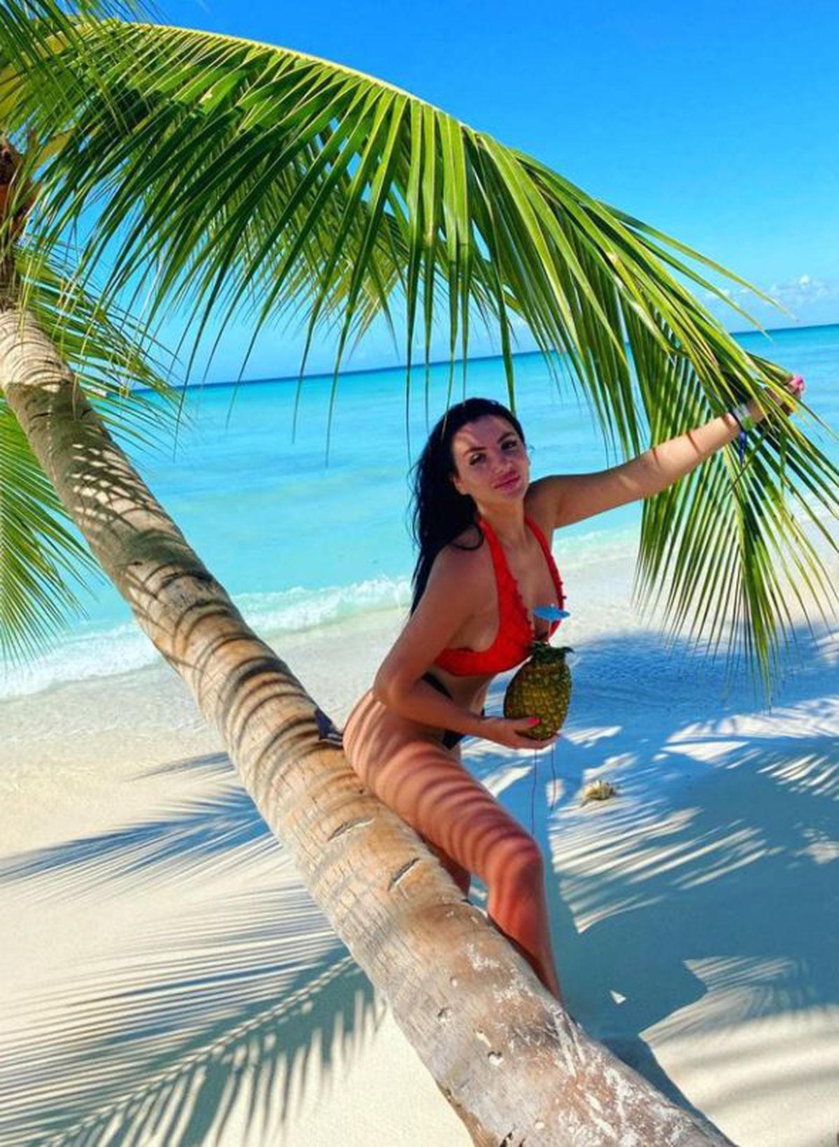 Cristi Tănase a devenit tată » Soția fostului fotbalist, Adina Maria, a născut: „Totul!”