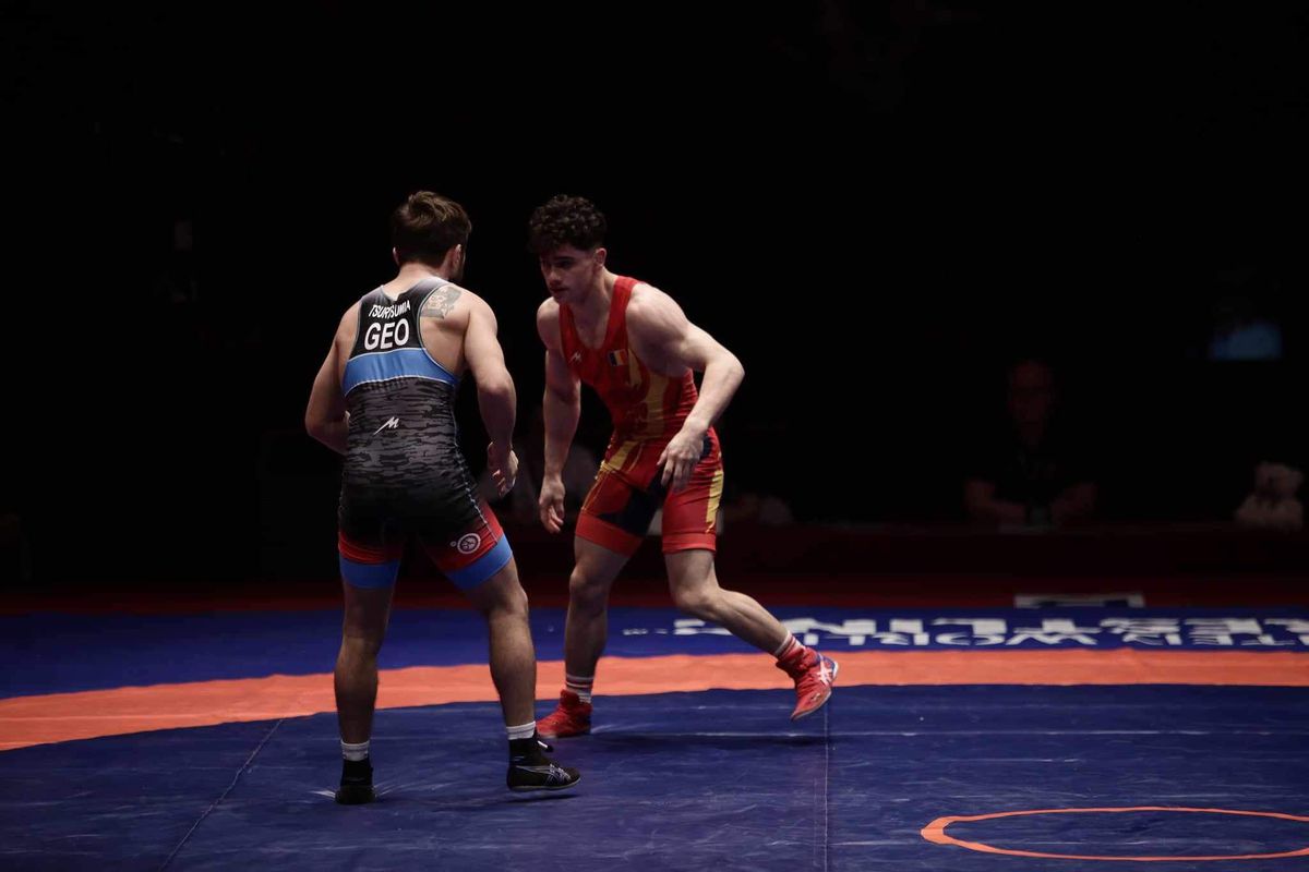 Prima medalie tricoloră la Europenele de lupte de la București » Denis Mihai a repetat bronzul de anul trecut