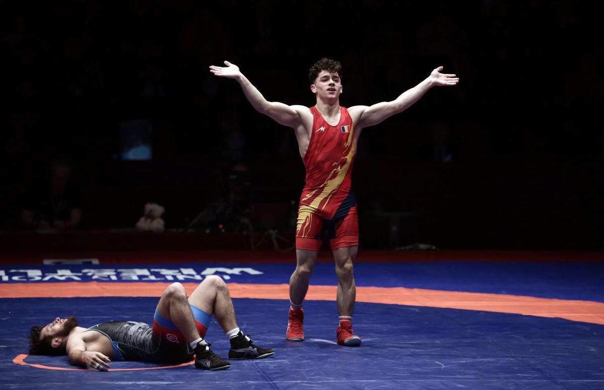 Prima medalie tricoloră la Europenele de lupte de la București » Denis Mihai a repetat bronzul de anul trecut