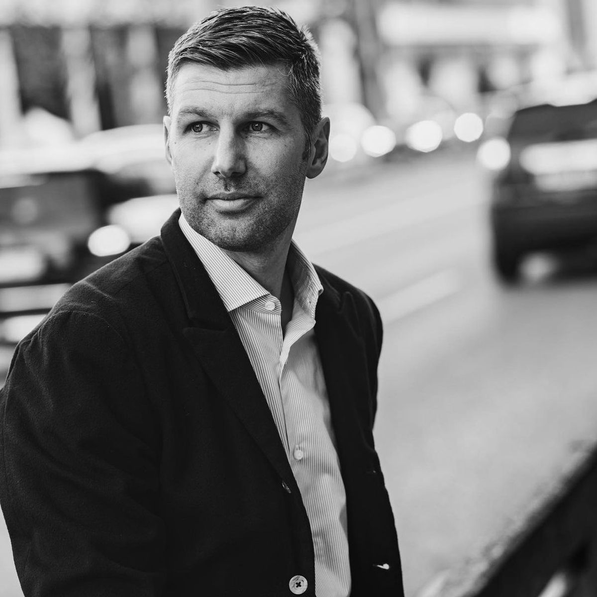 Un cunoscut jucător dezvăluie: „Eram curios să văd cum e în vestiar după anunțul că sunt gay"