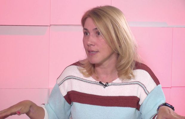 Ce se întâmplă cu corpul nostru când „ciugulim câte ceva”? Răspunde un doctor în nutriție oncologică: „Apare disbioza”