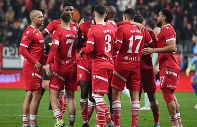 Dinamo, atenție cu Farul! » Patru TITULARI sunt în pericol să rateze derby-ul cu FCSB