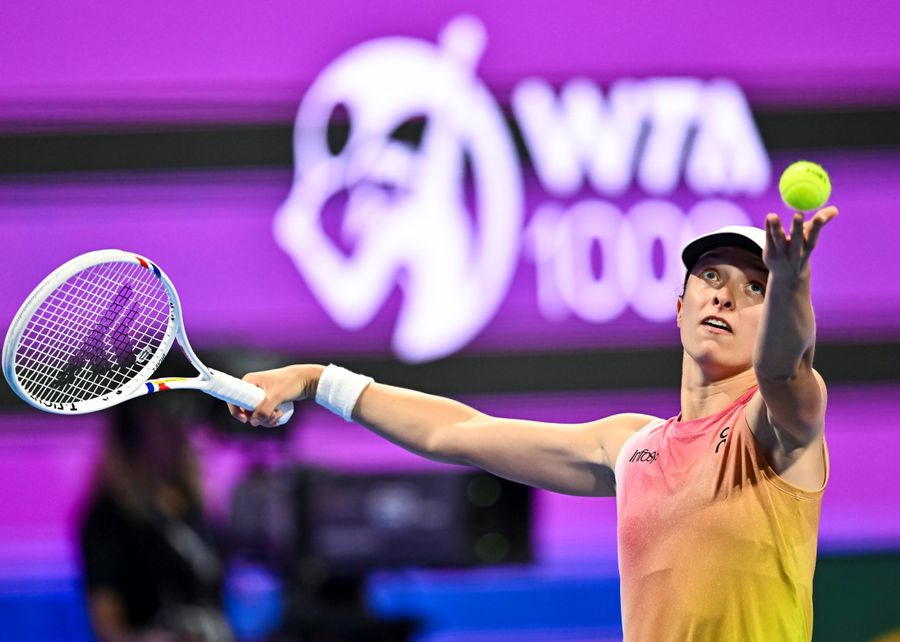 Iga Swiatek e în semifinale la Doha, unde întâlnește o jucătoare pe care nu a învins-o până acum » Poloneza a explicat de ce nu sparge rachete
