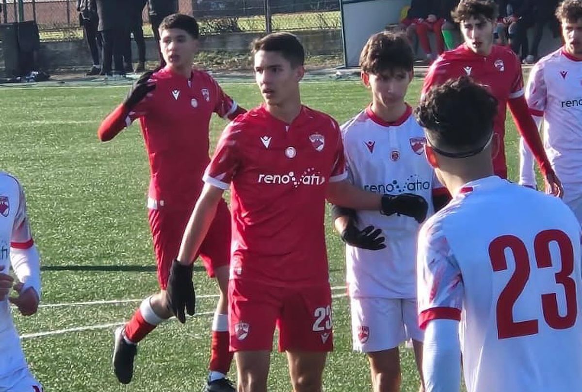 Atacant de 16 ani la Dinamo » Cine e puștiul acontat de „câini”