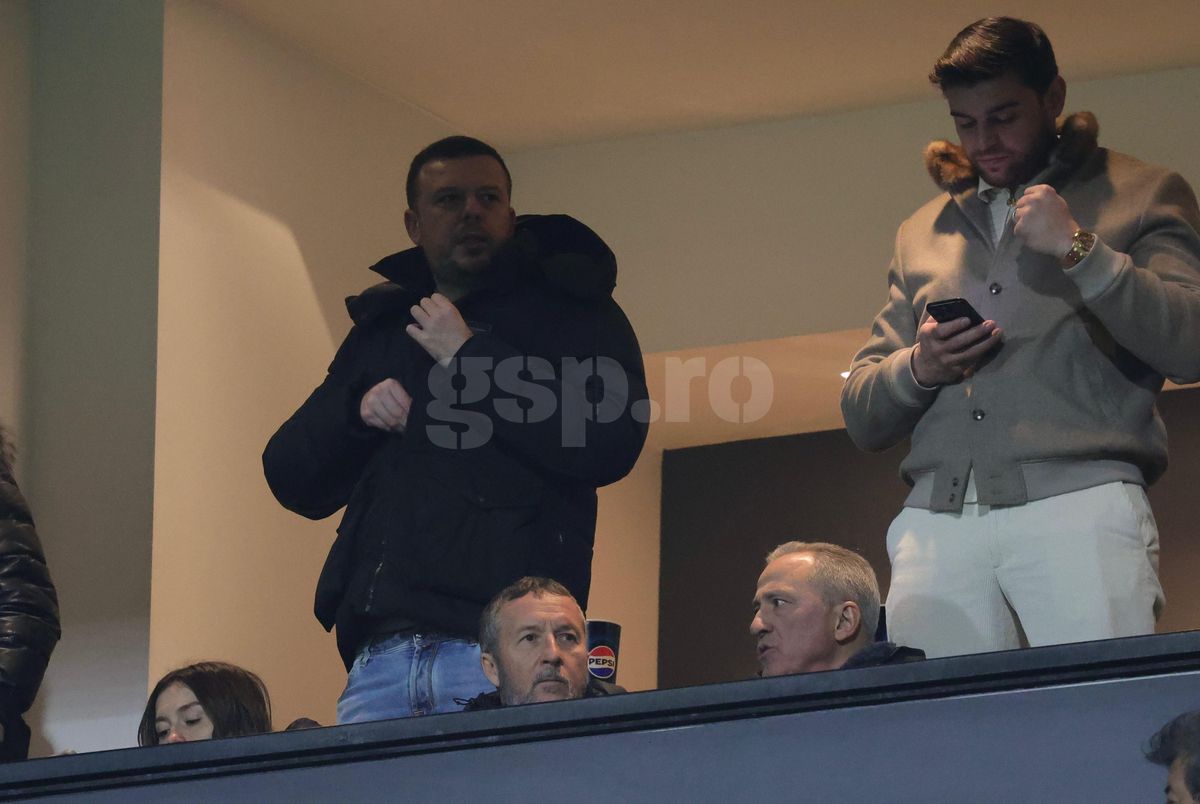 Cine a susținut-o pe FCSB în deplasarea cu PAOK