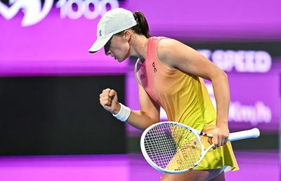 Iga Swiatek e în semifinale la Doha, unde întâlnește o jucătoare pe care nu a învins-o până acum » Poloneza a explicat de ce nu sparge rachete