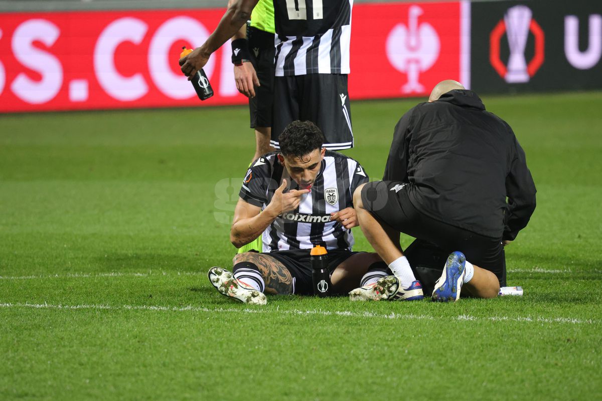 Accidentare HORROR în PAOK - FCSB » Jucătorul nu a mai putut continua partida