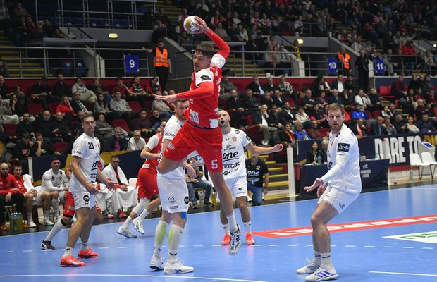 Dinamo - Aalborg, în Liga Campionilor » Un nou eșec pentru „dulăi”