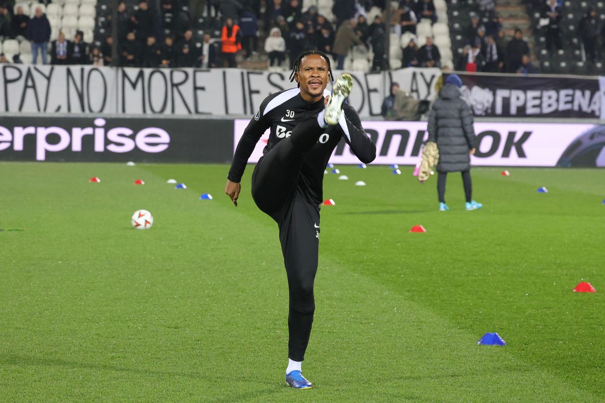 PAOK - FCSB » Imagini de la încălzire