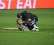 Accidentare HORROR în PAOK - FCSB » Jucătorul nu a mai putut continua partida