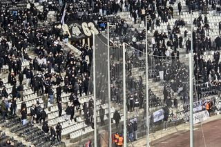Mesaje politice la PAOK - FCSB: „300 de criminali trebuie să plătească”