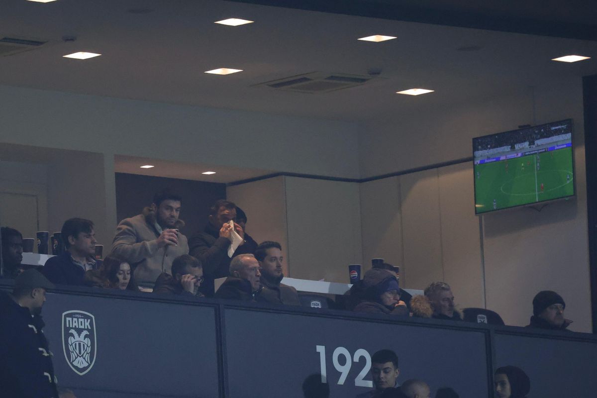 „Ferguson” Gigi Becali a lovit la Salonic! Am surprins din nou cum se fac schimbările la FCSB: imagini incredibile cu MM Stoica