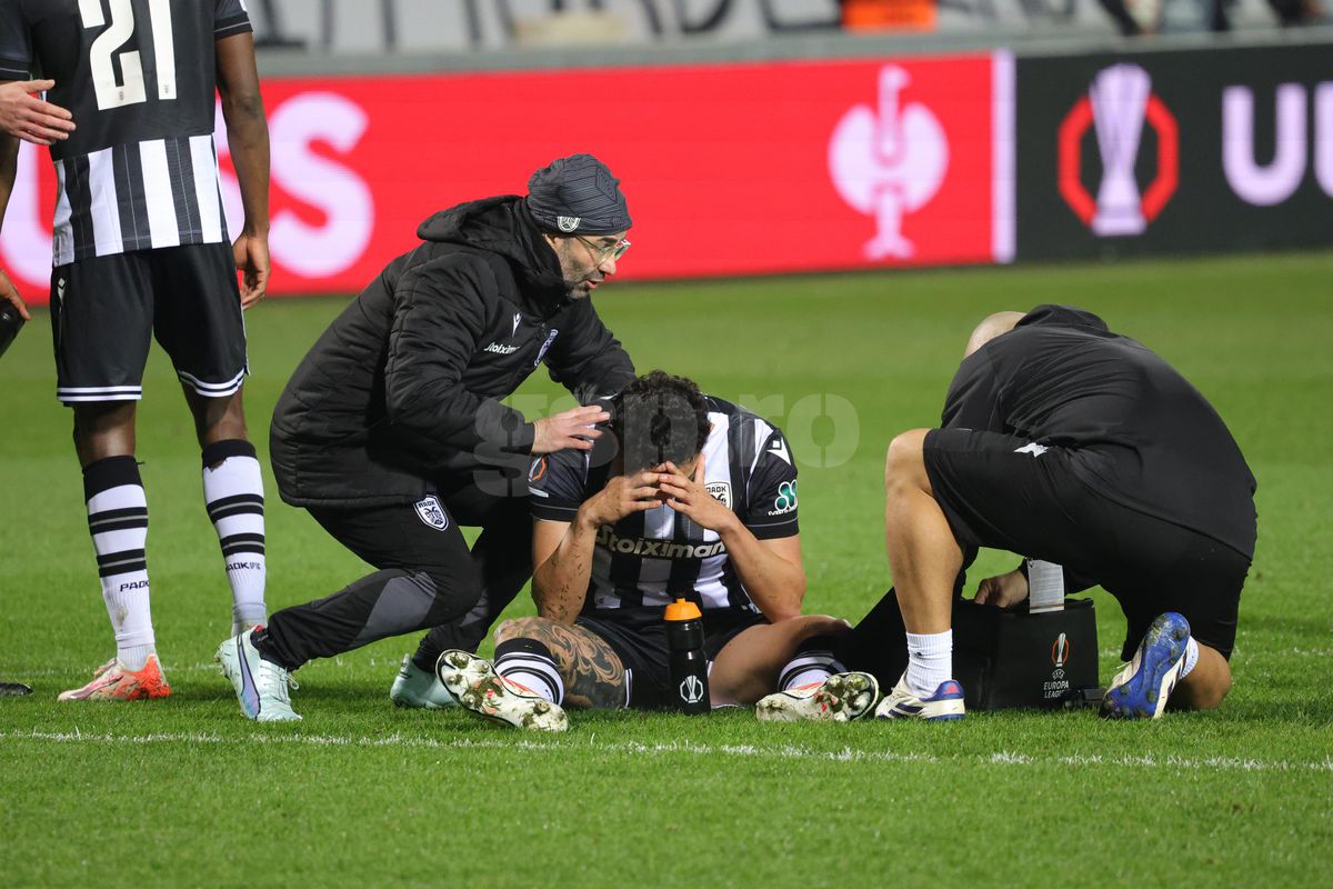 Accidentare HORROR în PAOK - FCSB » Jucătorul nu a mai putut continua partida