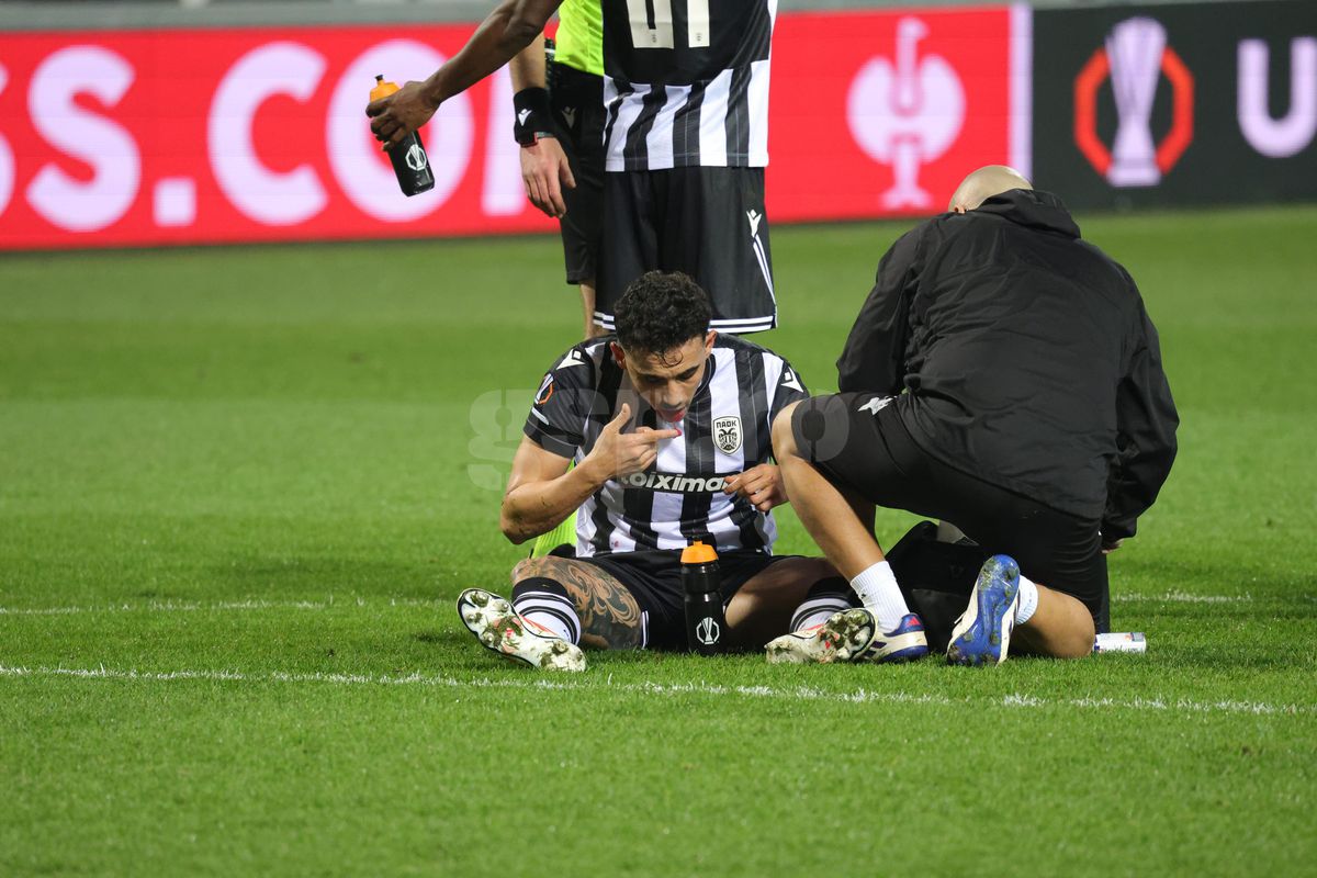 Accidentare HORROR în PAOK - FCSB » Jucătorul nu a mai putut continua partida