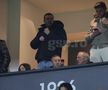 Apariție surpriză în loja FCSB-ului de la Salonic » A fost surprins în spatele lui MM Stoica și Teia Sponte